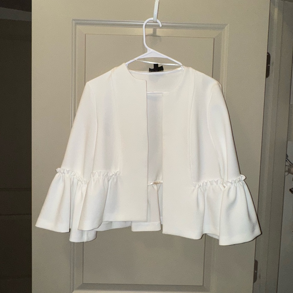 White shawl/cardigan